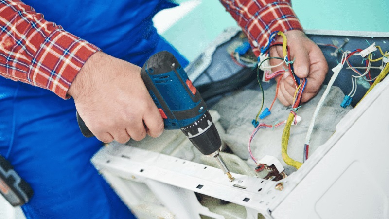 Gölcük Bosch Bosch çamaşır makinesi kart tamiri – Su almama arızası orijinal parça ile giderildi. - Teknik servis örneği